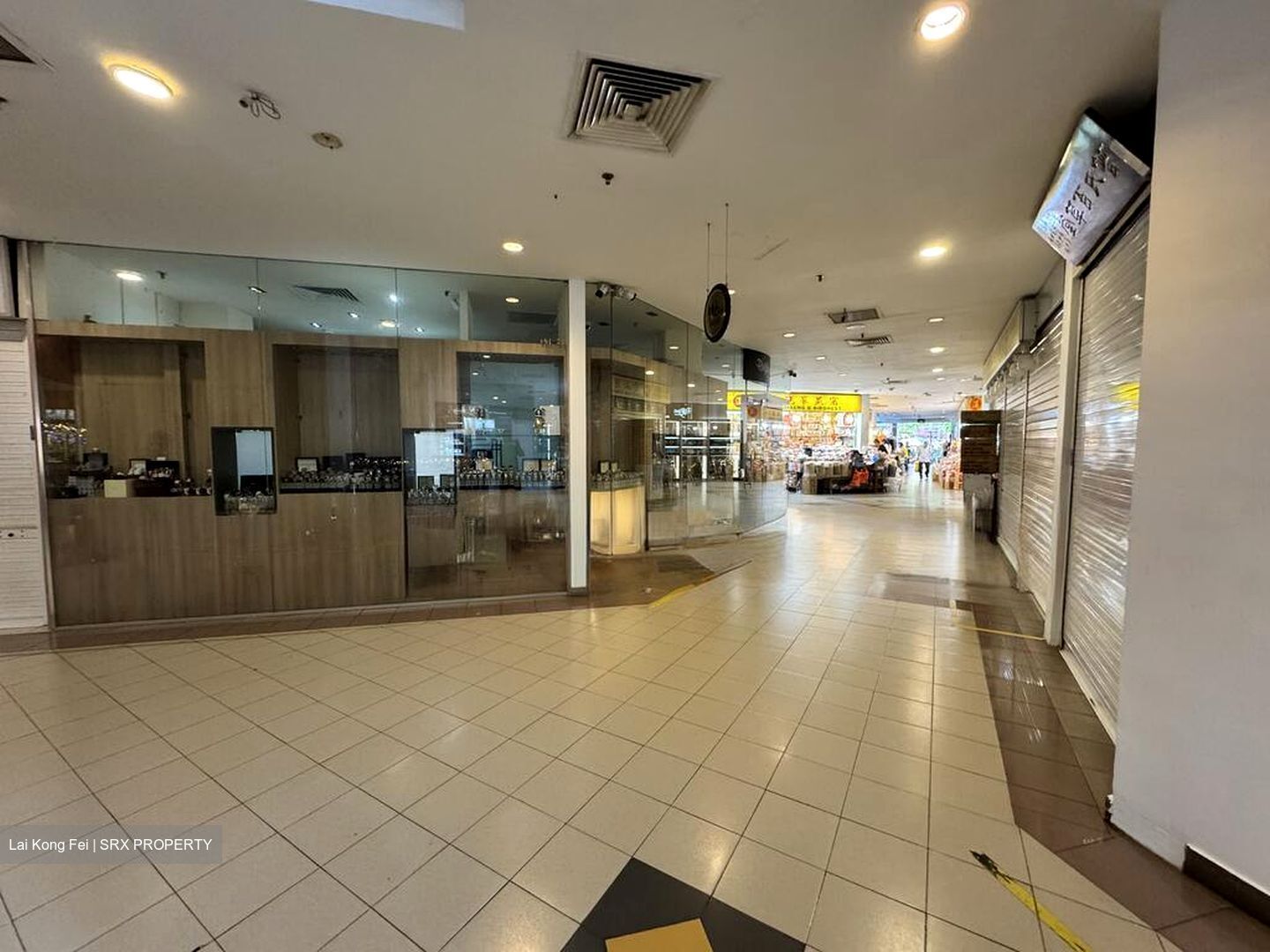 Bencoolen Street (D7), Shop House #568691401
